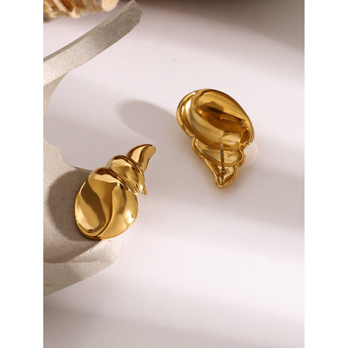 18K Gold Stainless Steel Conch Earrings Unisex 3D Glossy Asymmetric Statement Accessory