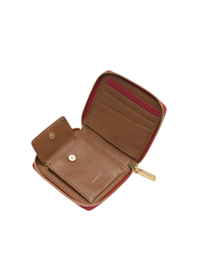 5-North-Mahogany-Pebble-BG-Red-Zip-Inside-View