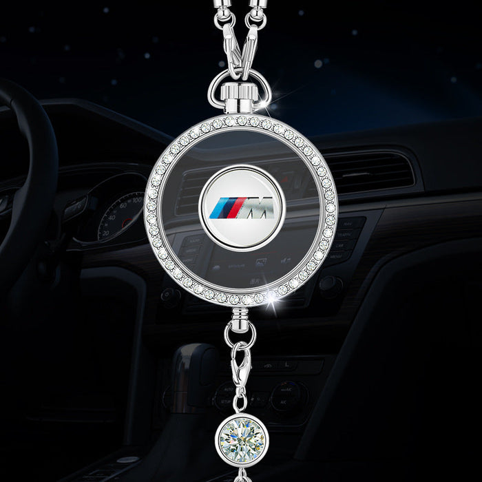 Colgante con el logotipo de aromaterapia para coche fabricado en metal y diamantes.-ES