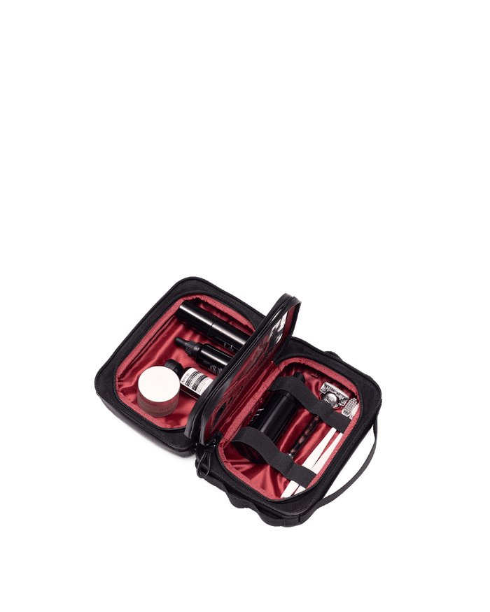 Del-Mar-Dopp-Kit-Black-Nylon-Model-View