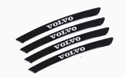 Juoda / Volvo