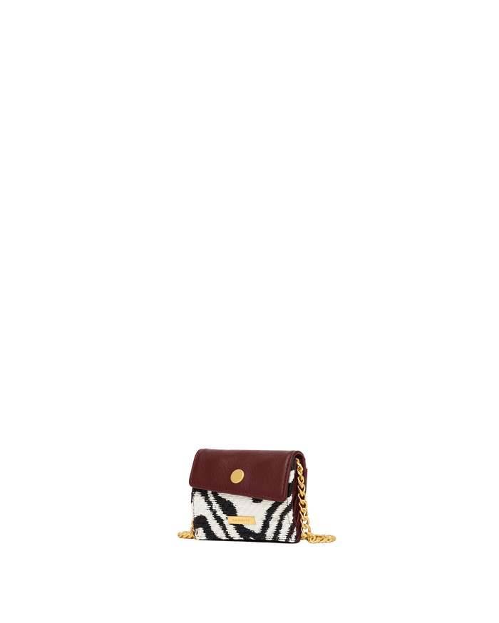 Montana-Pendant-Zebra-BG-Front-View-2