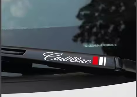 Črno-belo / CADILLAC
