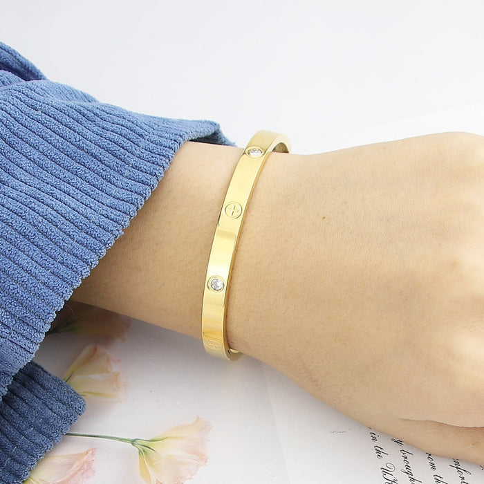 New Design Zircon And Cross Nut Nail Bracelets