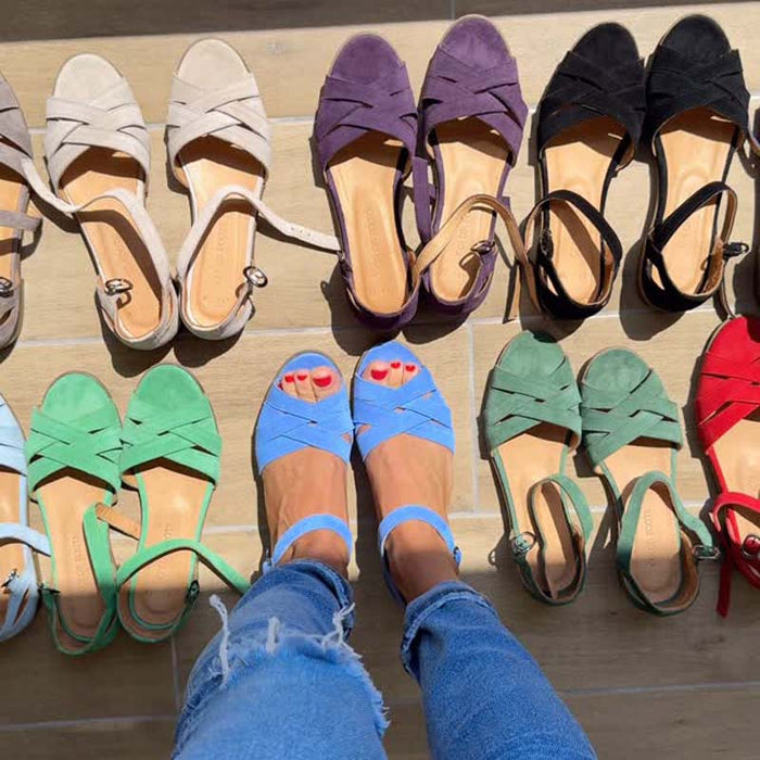 Sandalias con hebilla hueca para mujer-ES