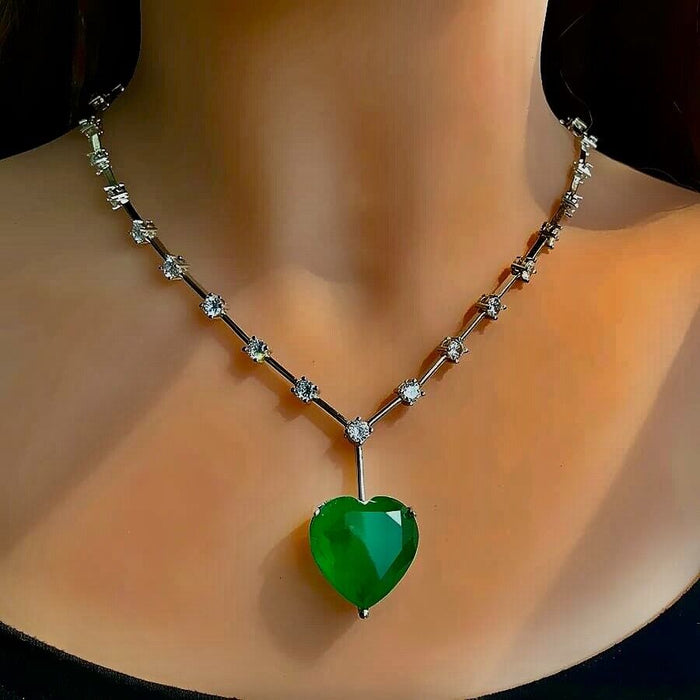 Swarovski Crystal Heart Pendant Necklace In 18k White Gold Plating With Green Stone Big Sparkling Gift For Her