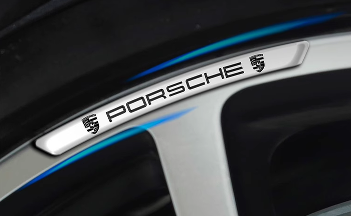 Plata / Porsche