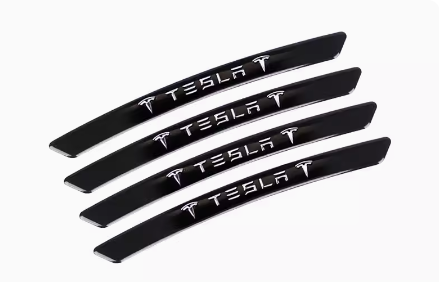 Negro / Tesla